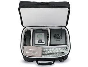 um equipamento m&eacute;dico numa mala