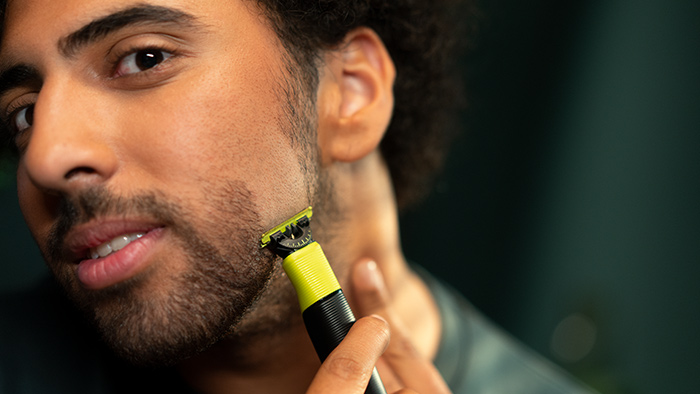 Philips OneBlade: corte tudo